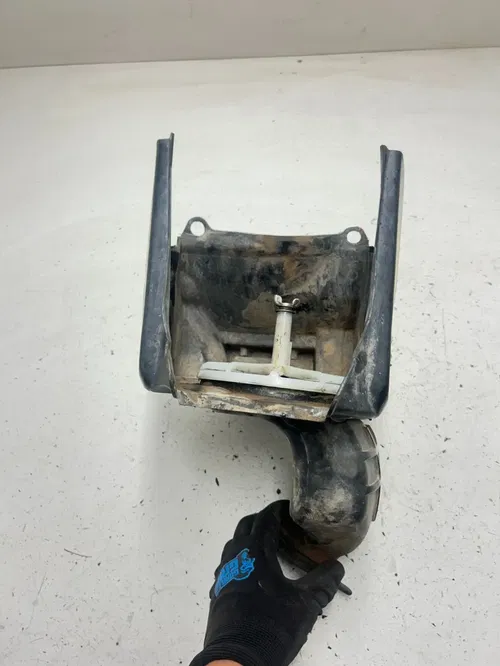03 2003 Honda CR250R Cr 250 r 2 Stroke OEM Airbox Air Box Intake Filter Housing