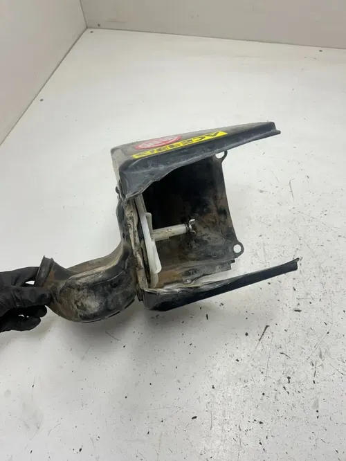 03 2003 Honda CR250R Cr 250 r 2 Stroke OEM Airbox Air Box Intake Filter Housing