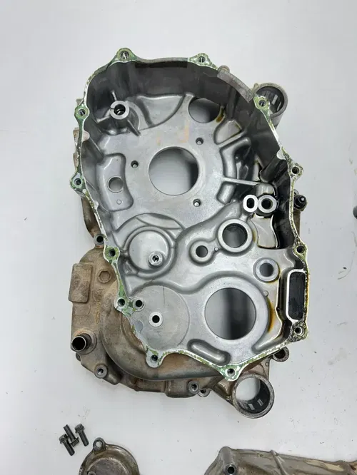 95 Honda Foreman 400 Trx400fw 4x4 OEM Good! CrankCase Case L R  Engine Motor