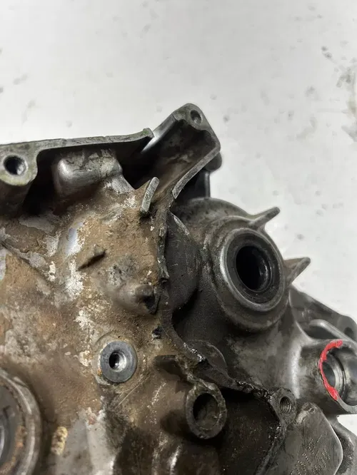 2006 06 Honda Crf80f CRF 80 F OEM DAMAGE! Crankcase Cases Case Engine Motor
