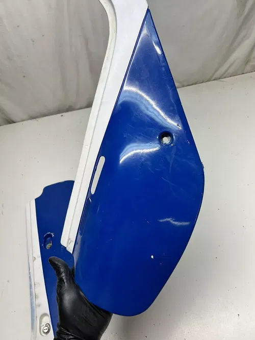 1994 94 Honda XR600R Xr 600 r OEM Side Cover Plastic Fender Shroud Lid Screw