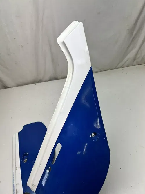 1994 94 Honda XR600R Xr 600 r OEM Side Cover Plastic Fender Shroud Lid Screw