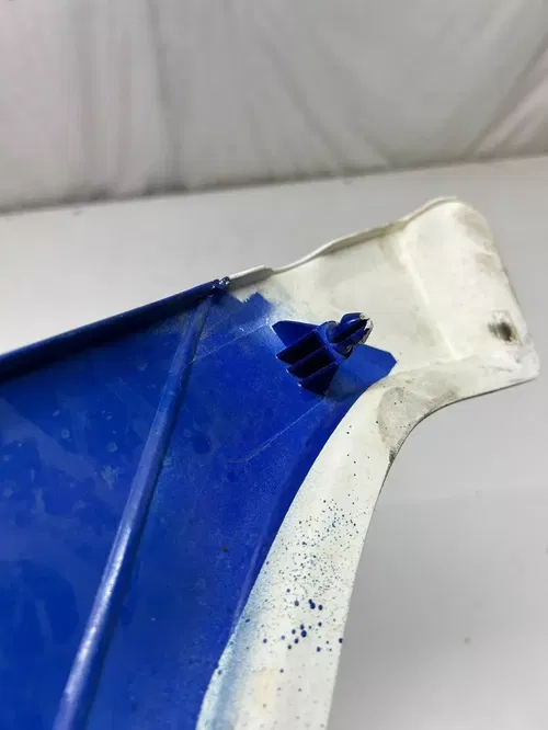 1994 94 Honda XR600R Xr 600 r OEM Side Cover Plastic Fender Shroud Lid Screw