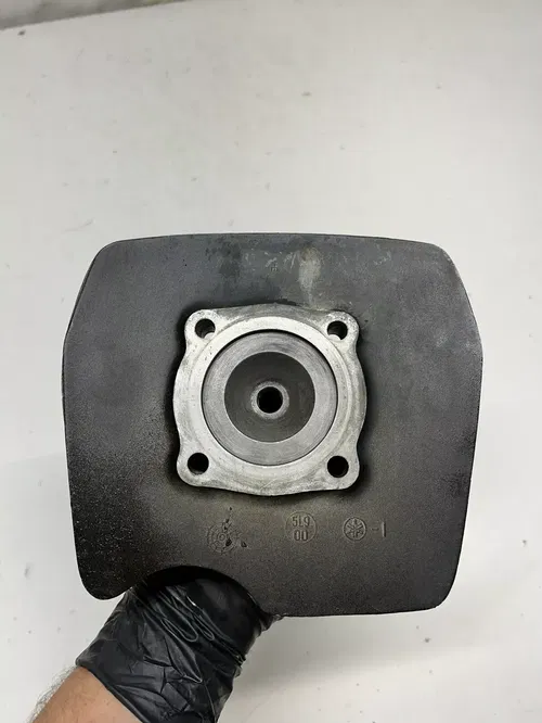 1990 90 Yamaha RT180 RT 180 rt OEM MINT! Cylinder Head Cap Engine Motor NICE!