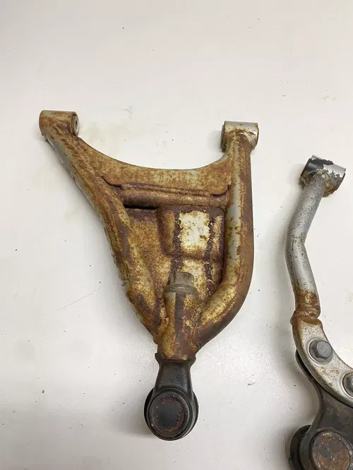 1986 86 SUZUKI QUADSPORT LT230S lt 230 s A Arm Upper Lower GOOD BALL JOINTS