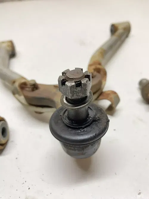 1986 86 SUZUKI QUADSPORT LT230S lt 230 s A Arm Upper Lower GOOD BALL JOINTS