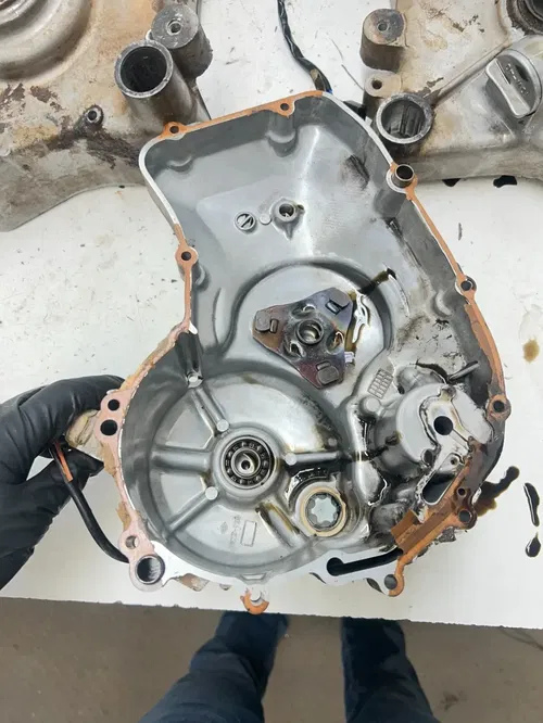 99 1999 Suzuki King Quad 300 LTF 4x4 OEM Crankcase Cases Engine Motor Cover