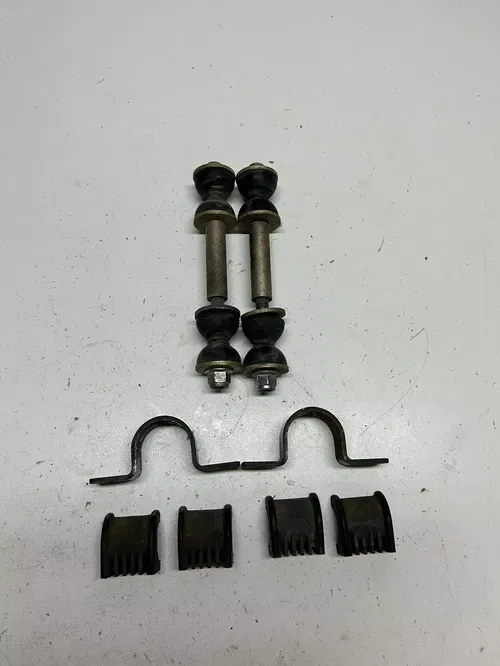 2016 16 Arctic Cat 700 HDX XT CREW LOT Torsion ￼Bar Mount Rubber Strut