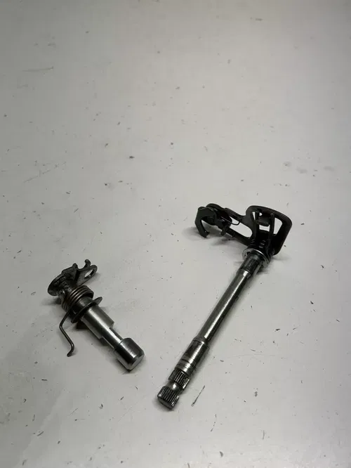 1985 85 Yamaha YZ80 yz 80 OEM NICE STRAIGHT! Shifter Shaft Clutch Arm Pivot