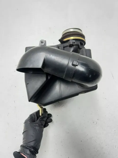 91 1991 Yamaha Venture 480 XL VT480R OEM Air Box Intake Breather