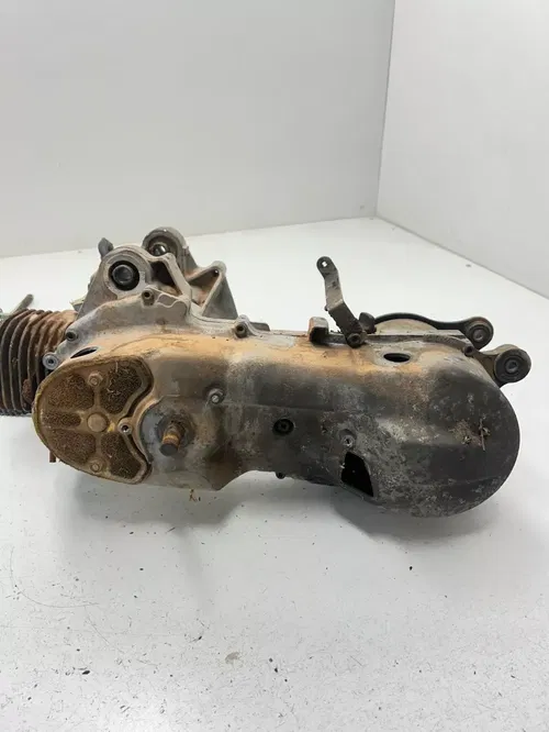 03 2003 Polaris Sportsman 90 2 Stroke 2x4 OEM Engine Motor Trans Crank Cyl Cam