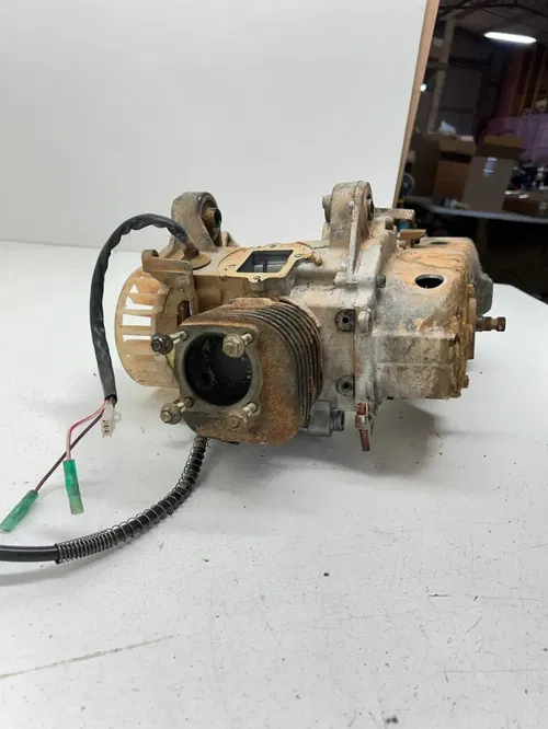 03 2003 Polaris Sportsman 90 2 Stroke 2x4 OEM Engine Motor Trans Crank Cyl Cam