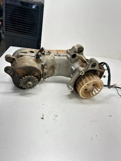 03 2003 Polaris Sportsman 90 2 Stroke 2x4 OEM Engine Motor Trans Crank Cyl Cam