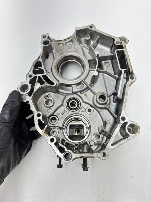 2007 07 Yamaha Grizzly 80 YFM80 OEM GOOD! Cases Clutch Cover Stator Crank Case