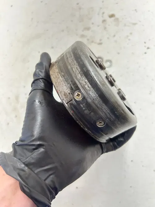 82 1982 Yamaha XT250J Xt 250 j OEM Engine Flywheel Rotor Magneto Fly Wheel Nut