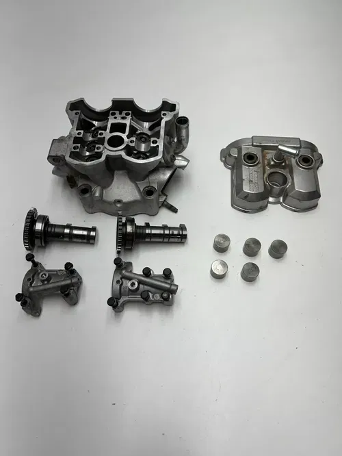 08 2008 Yamaha WR450F Wr 450 f OEM NICE! Cylinder Head Cam Cover Cap Valve Cap