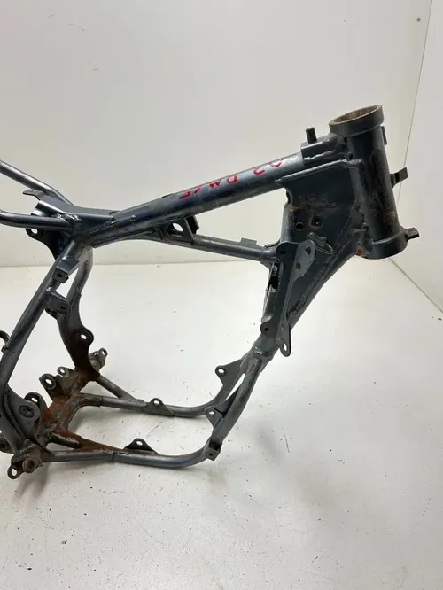 03 2003 SUZUKI RM 65 rm65 Rm65 T!TL3! Main Frame Body Assembly Chassis BOS! READ