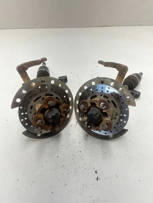 98 Yamaha Grizzly 600 Yfm600 4x4 OEM GOOD Control A Arms Hub CV Axles Spindle LR