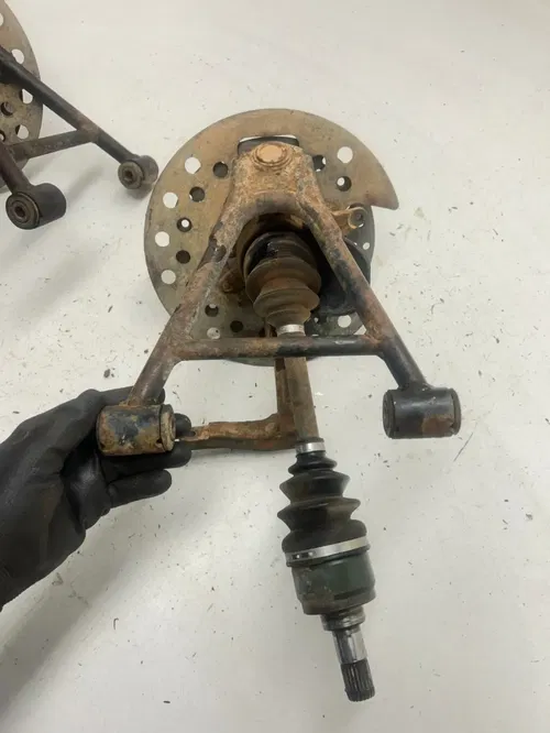 98 Yamaha Grizzly 600 Yfm600 4x4 OEM GOOD Control A Arms Hub CV Axles Spindle LR