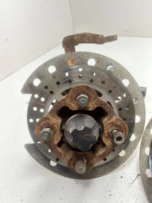 98 Yamaha Grizzly 600 Yfm600 4x4 OEM GOOD Control A Arms Hub CV Axles Spindle LR