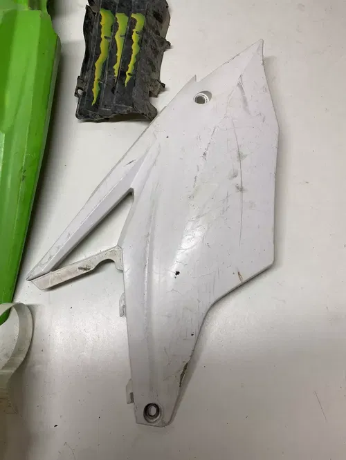 2017 17 Kawasaki Kx 250f KX250F Plastic Fender Shroud Cover Side