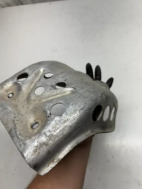 1983 83 Honda XR500R Xr 500 R xr OEM Skid Plate Engine Motor Bash Guard Shield