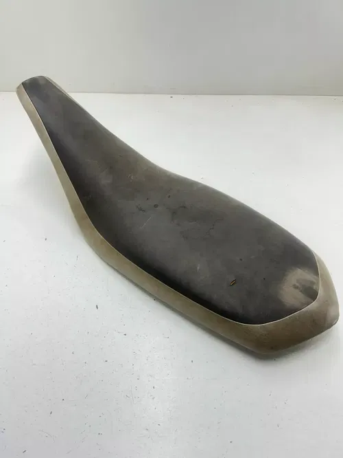 06 2006 Yamaha YFZ450 yfz 450 OEM  Seat Saddle Fan Foam Mount READ DESC