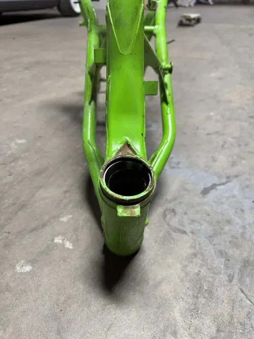 1995 95 Kawasaki KX100 kx 100 OEM Main Frame Chassis Body Assembly READ DESCRIPT