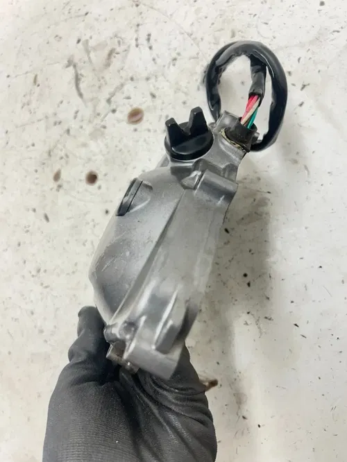 07 2007 Yamaha YZ450F Yz 450 f OEM GOOD! Stator Magneto Ignition Cover Case READ