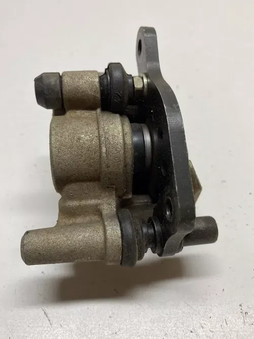 1994 94 Suzuki RM250 rm 250 UNTESTED Front Brake Caliper Mount Free Ship
