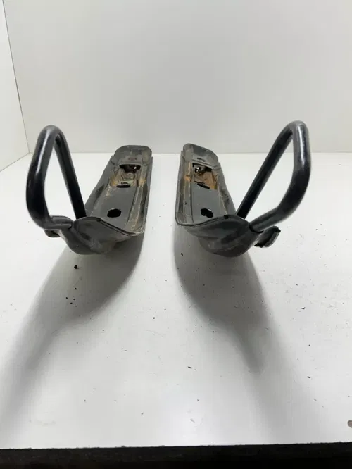 91 1991 Yamaha Venture 480 XL VT480R OEM Skies Ski Steering READ