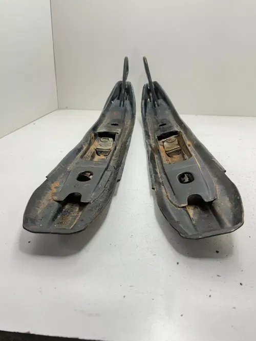 91 1991 Yamaha Venture 480 XL VT480R OEM Skies Ski Steering READ
