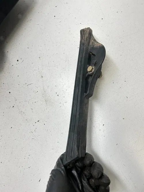 1999 99 Polaris Sport 400 2x4 OEM Swingarm Swing Arm Pivot Axle Carrier