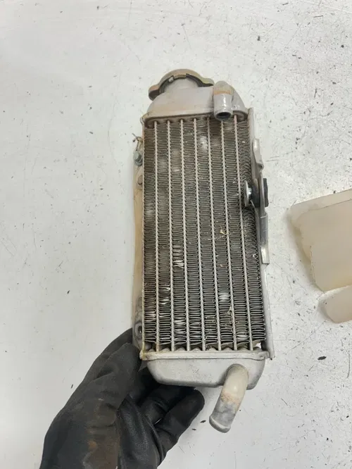 01 2001 Kawasaki KX65 Kx 65 A OEM Rad Radiator Shroud Tube Cover Cap