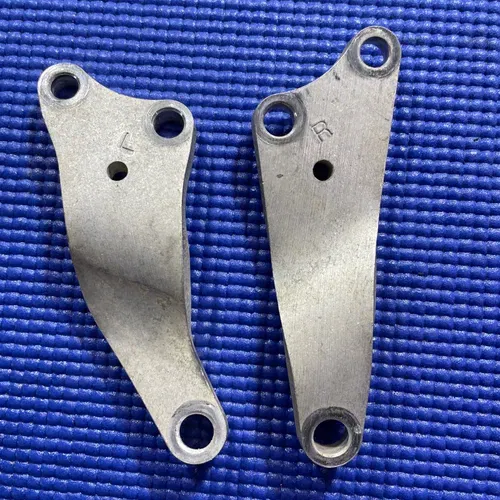 2006 Crf250 Upper Motor Mounts