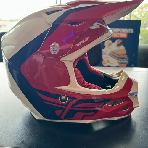 Fly Racing F2