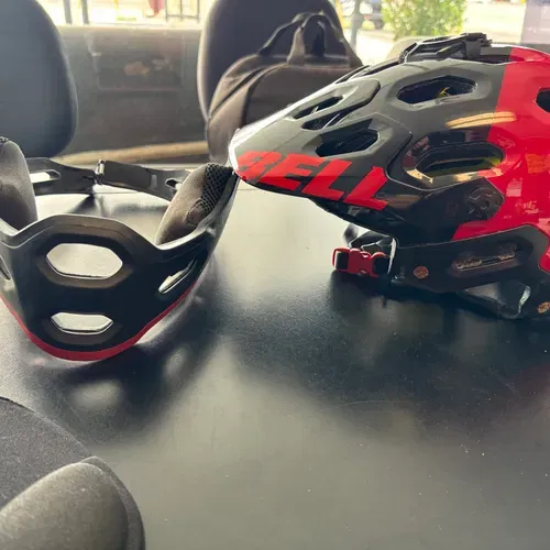 Bell Mountain Bike Helmet 