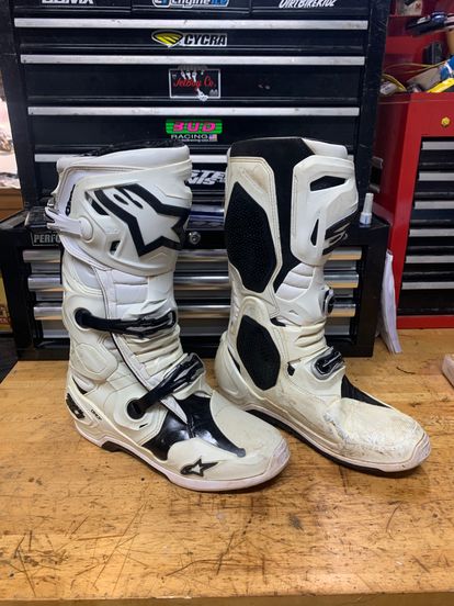 Alpinestars tech 10 size 12 cheap
