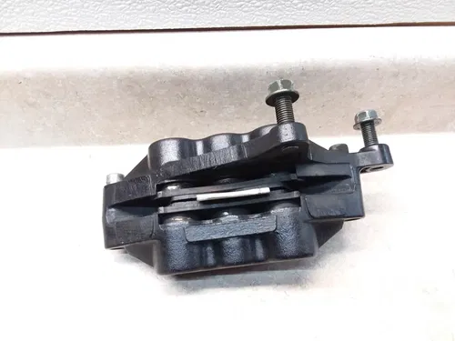 1995 Suzuki GSXR 1100 Right Front Brake Caliper GSXR1100-W PA AP-304