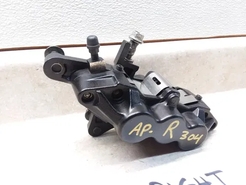 1995 Suzuki GSXR 1100 Right Front Brake Caliper GSXR1100-W PA AP-304