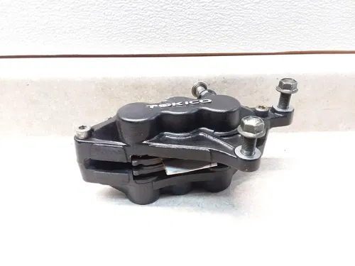 1995 Suzuki GSXR 1100 Right Front Brake Caliper GSXR1100-W PA AP-304