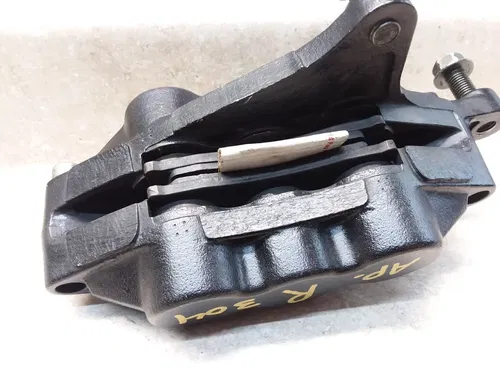 1995 Suzuki GSXR 1100 Right Front Brake Caliper GSXR1100-W PA AP-304