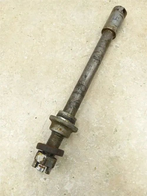 Kawasaki 250 A1 A1-SS A1SS Front wheel Axle 1968 1969 PA AP-156