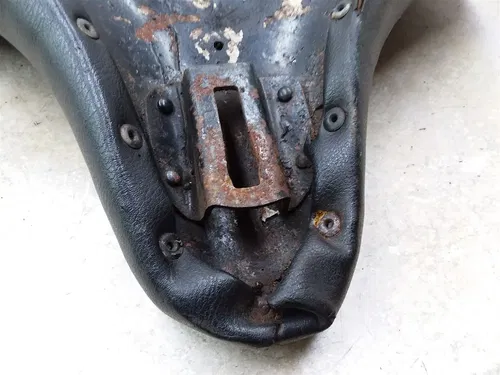 ORIGINAL HARLEY SOLO SEAT OEM PANHEAD KNUCKLEHEAD FLATHEAD Bates PA RP-