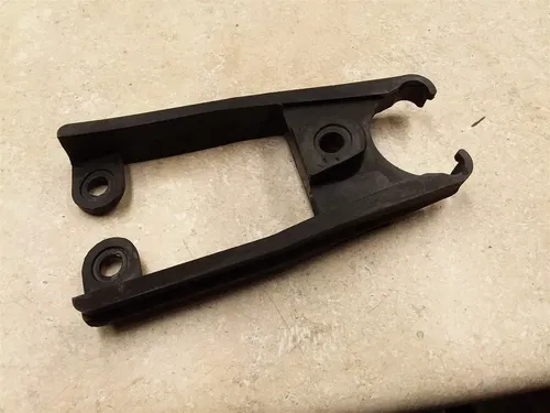 Yamaha 850 TDM TDM850 Chain Slider Guide 1992 AP-211