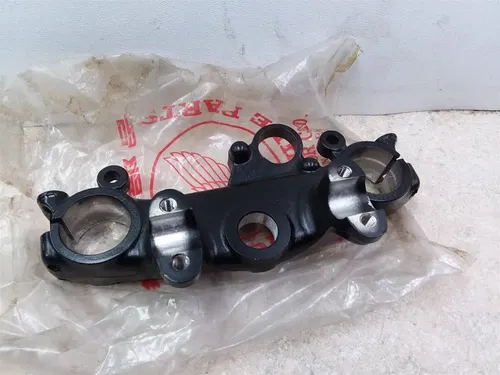 Honda 600 XL600-R NOS Triple Tree Clamp 1983 1984 1985 1986 AP-2