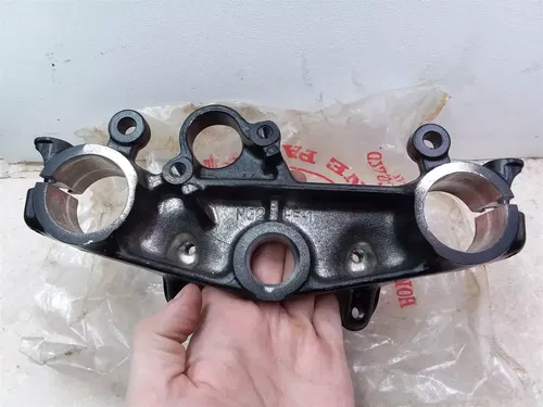 Honda 600 XL600-R NOS Triple Tree Clamp 1983 1984 1985 1986 AP-2