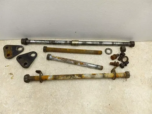 Kawasaki 350 BIG HORN F9 Engine Motor Mounts Bolts 1974 PA AP-191