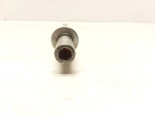 SUZUKI VX-800 1990 VX800 FRONT WHEEL AXLE & SPACER PA AP-209