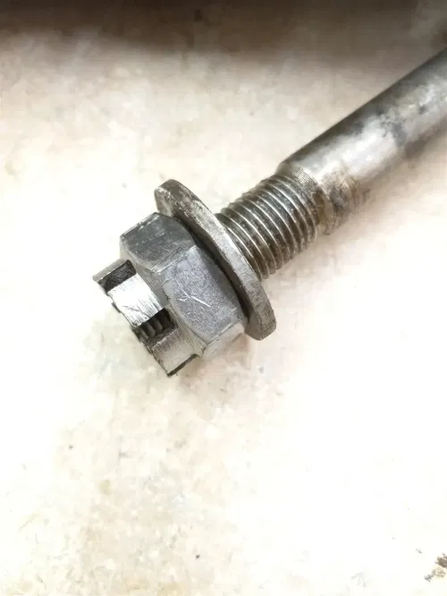 Yamaha 500 SC SC500 Front wheel axle 1974 PA AP-154